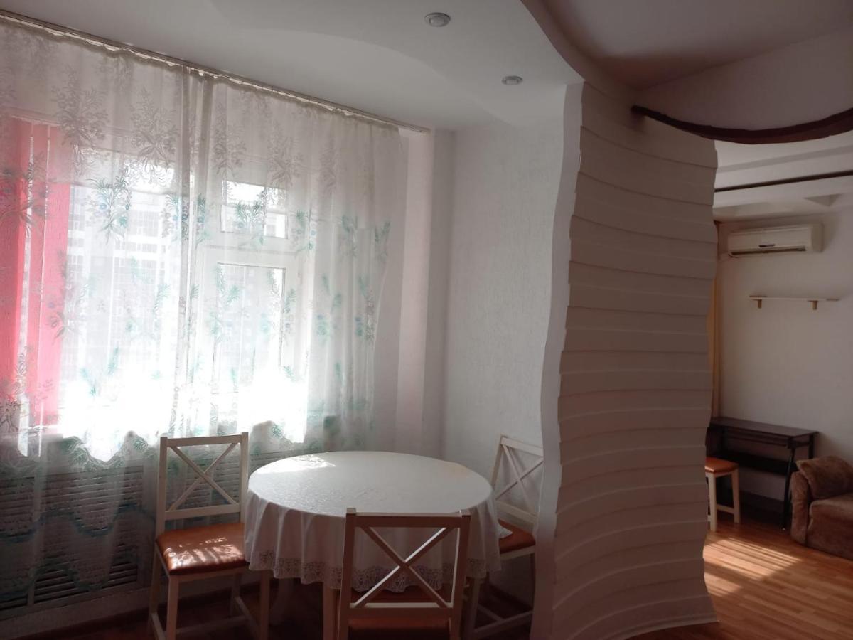 2-Комнатная Квартира Astaná Exterior foto